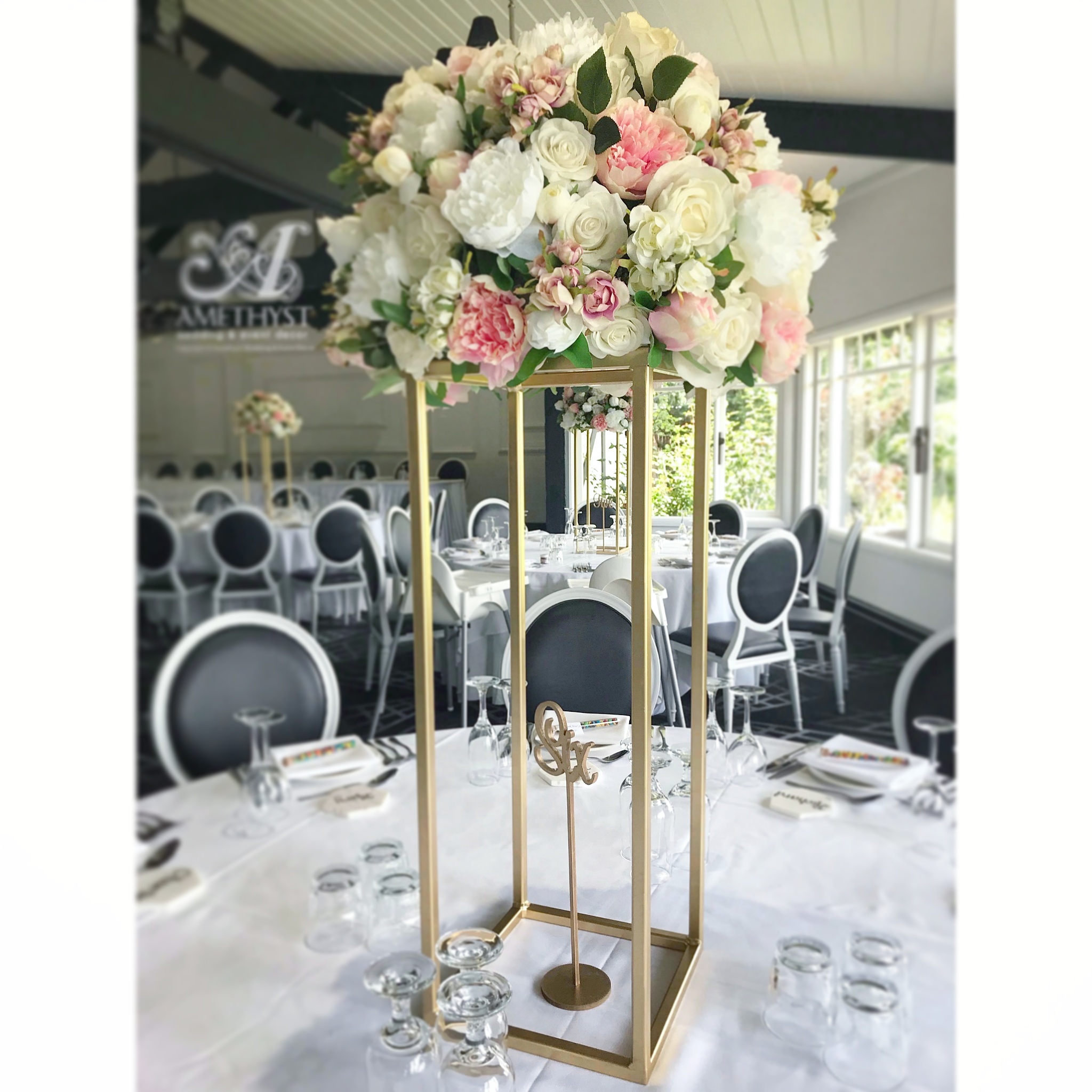 Square Gold Flower Stand